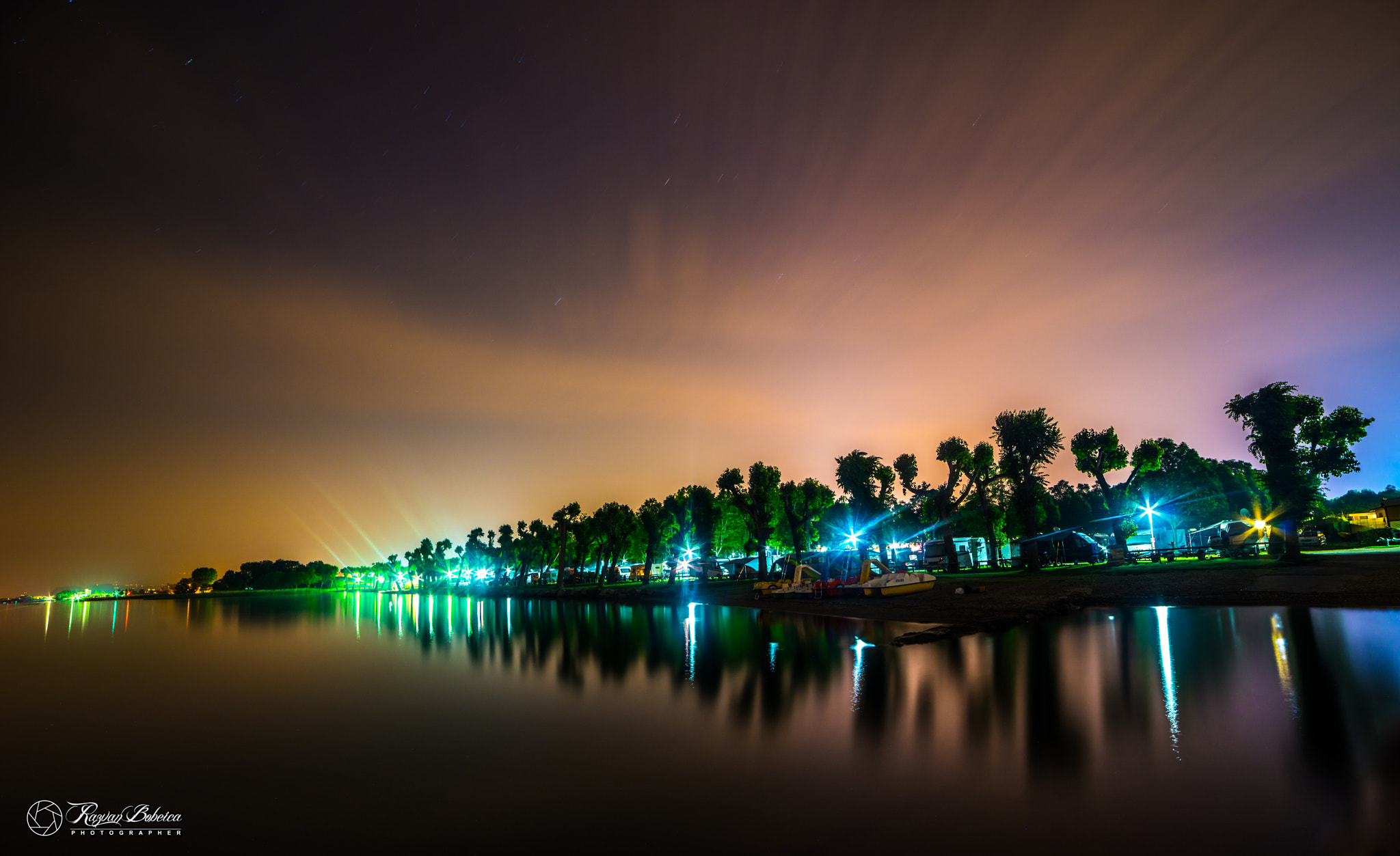 Samyang 14mm F2.8 ED AS IF UMC sample photo. Night light colors photography