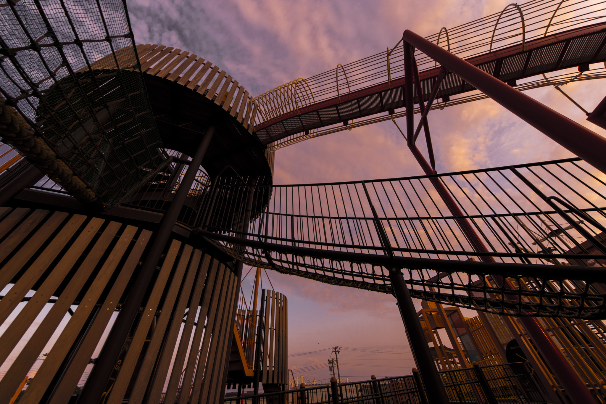 Sigma 8-16mm F4.5-5.6 DC HSM sample photo. Playground photography