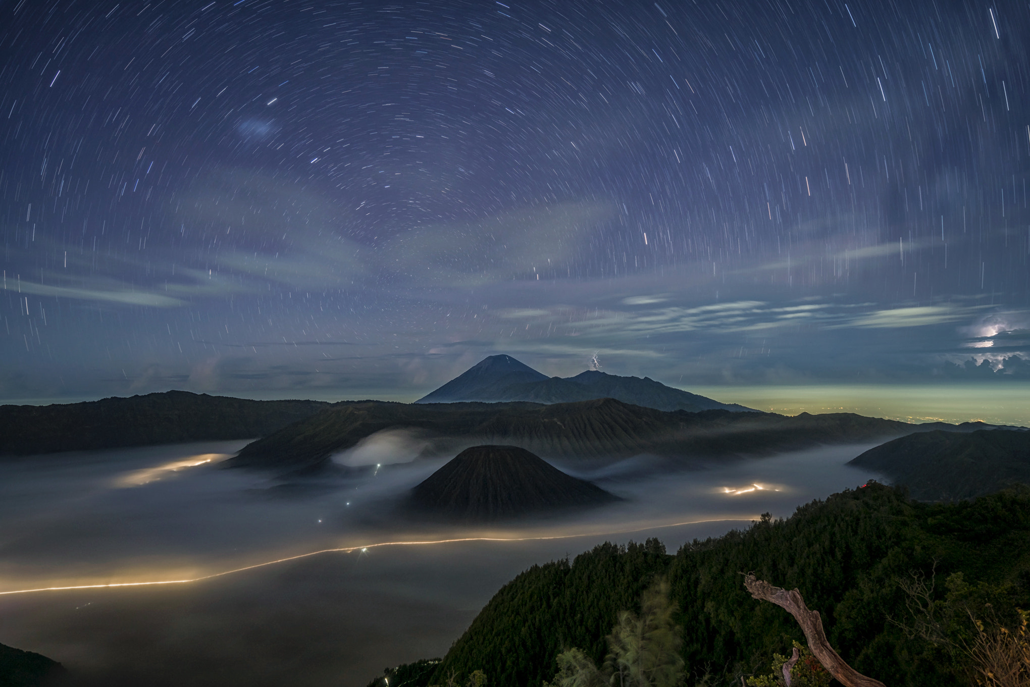 Startrail x Mt. Bromo