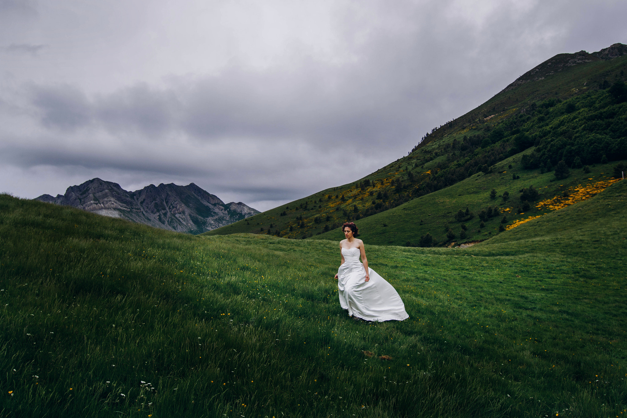 Tokina AT-X Pro 12-24mm F4 (IF) DX sample photo. The bride photography