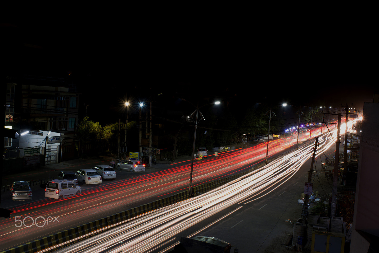 AF Nikkor 28mm f/1.4D sample photo. Long light trails photography