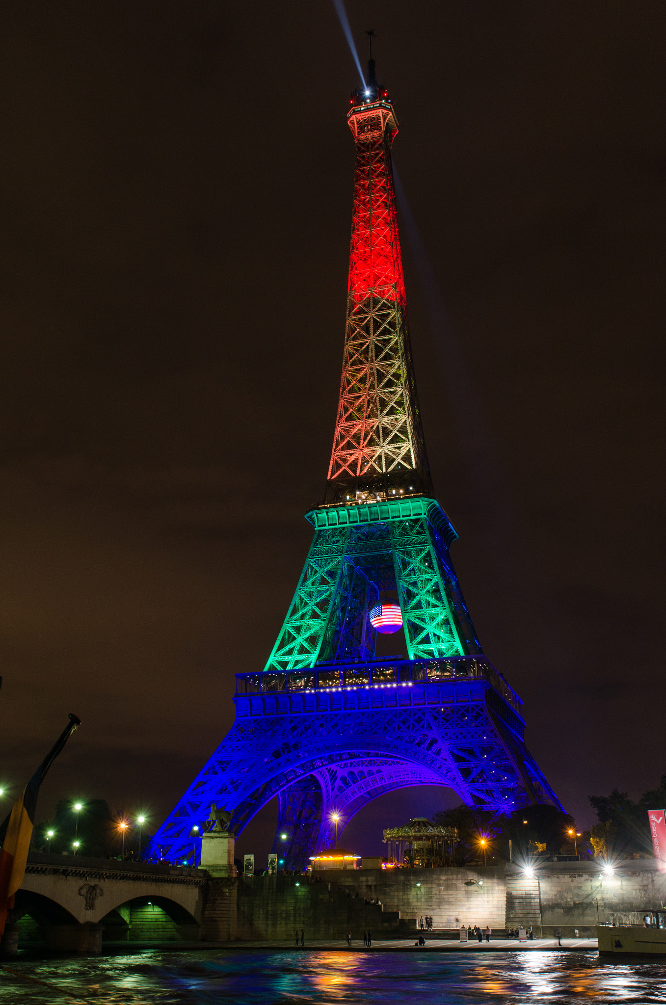 Tamron SP 24-70mm F2.8 Di VC USD sample photo. Eiffel tower, tribute to orlando victims photography