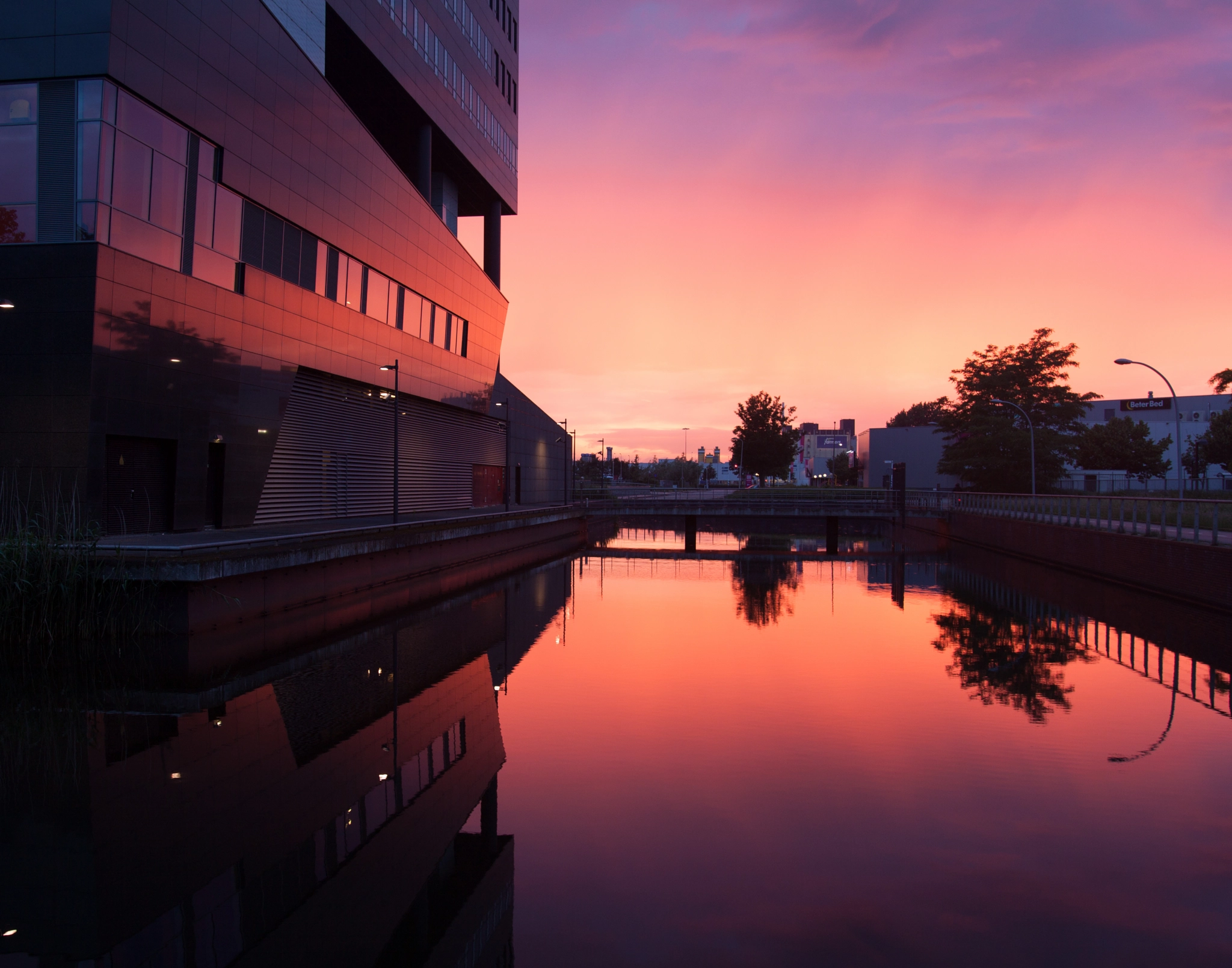 Canon EOS 50D + Sigma 18-35mm f/1.8 DC HSM sample photo. Reflection sunset photography
