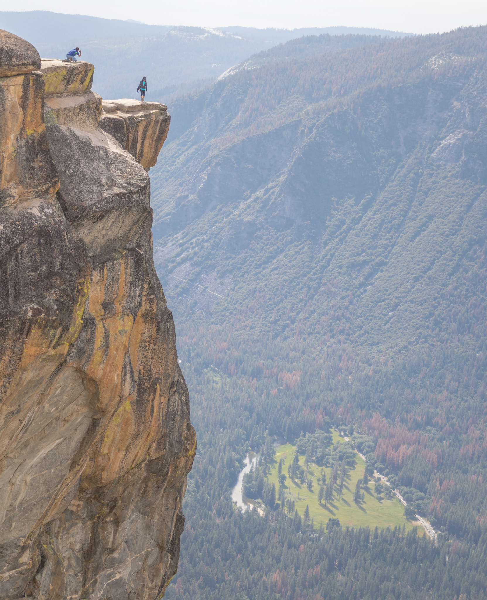Canon EF 16-35mm F4L IS USM sample photo. Yosemite taft point photography