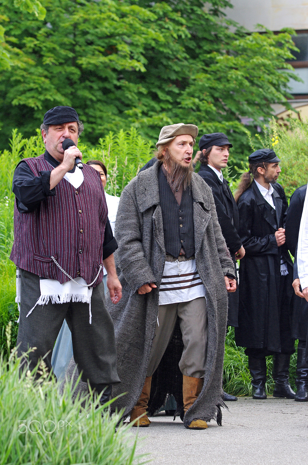Pentax K-5 II sample photo. Fiddler on the roof photography