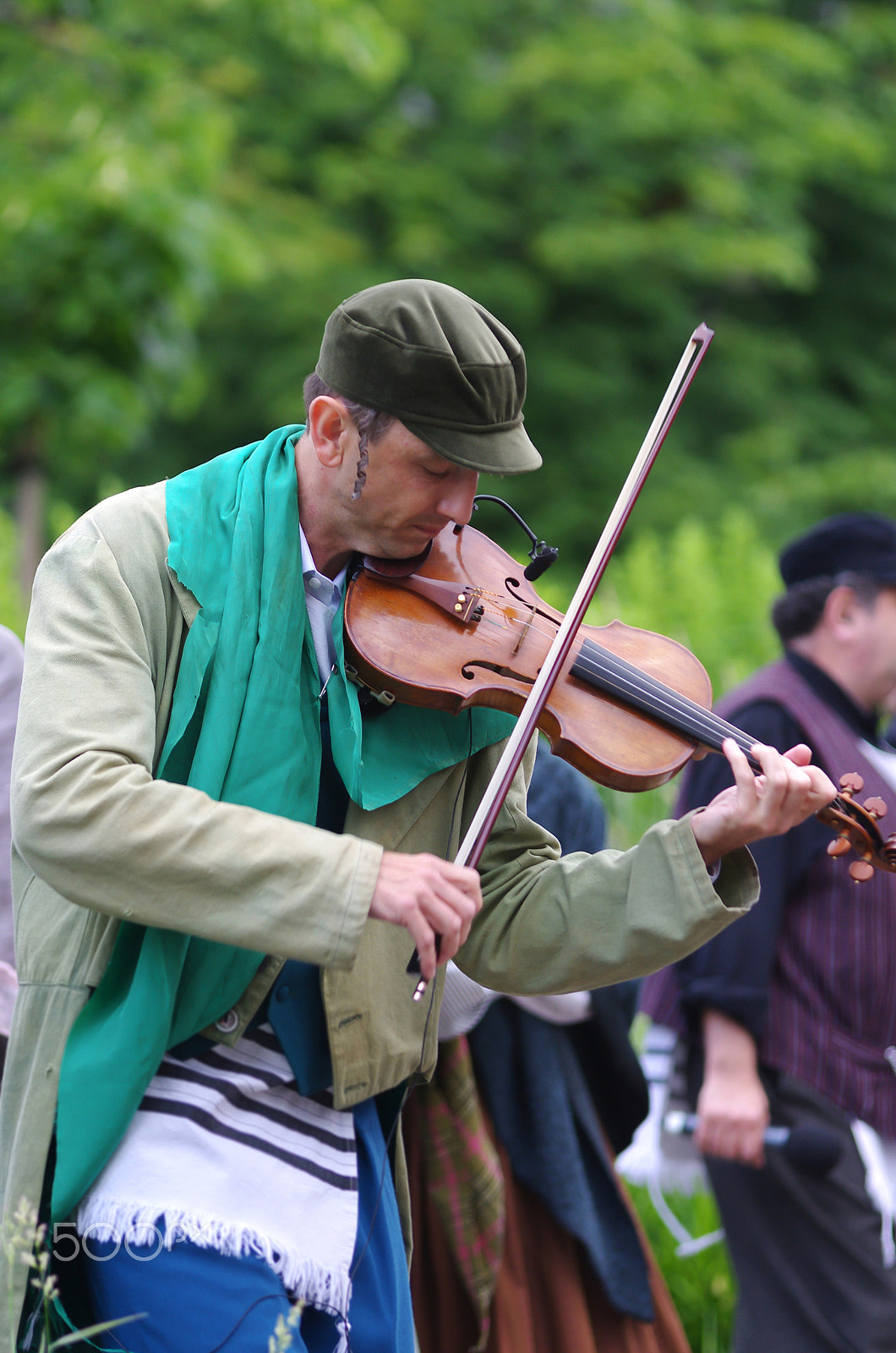 Pentax K-5 II sample photo. Fiddler on the roof photography
