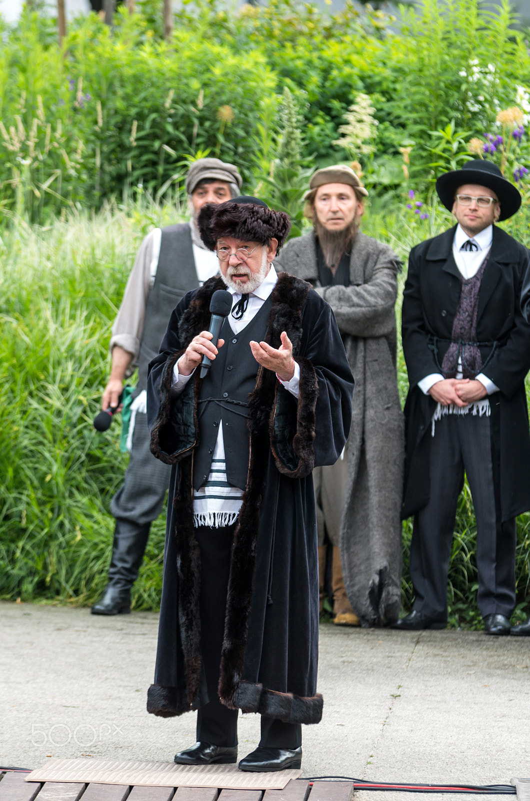 Pentax K-5 II sample photo. Fiddler on the roof photography