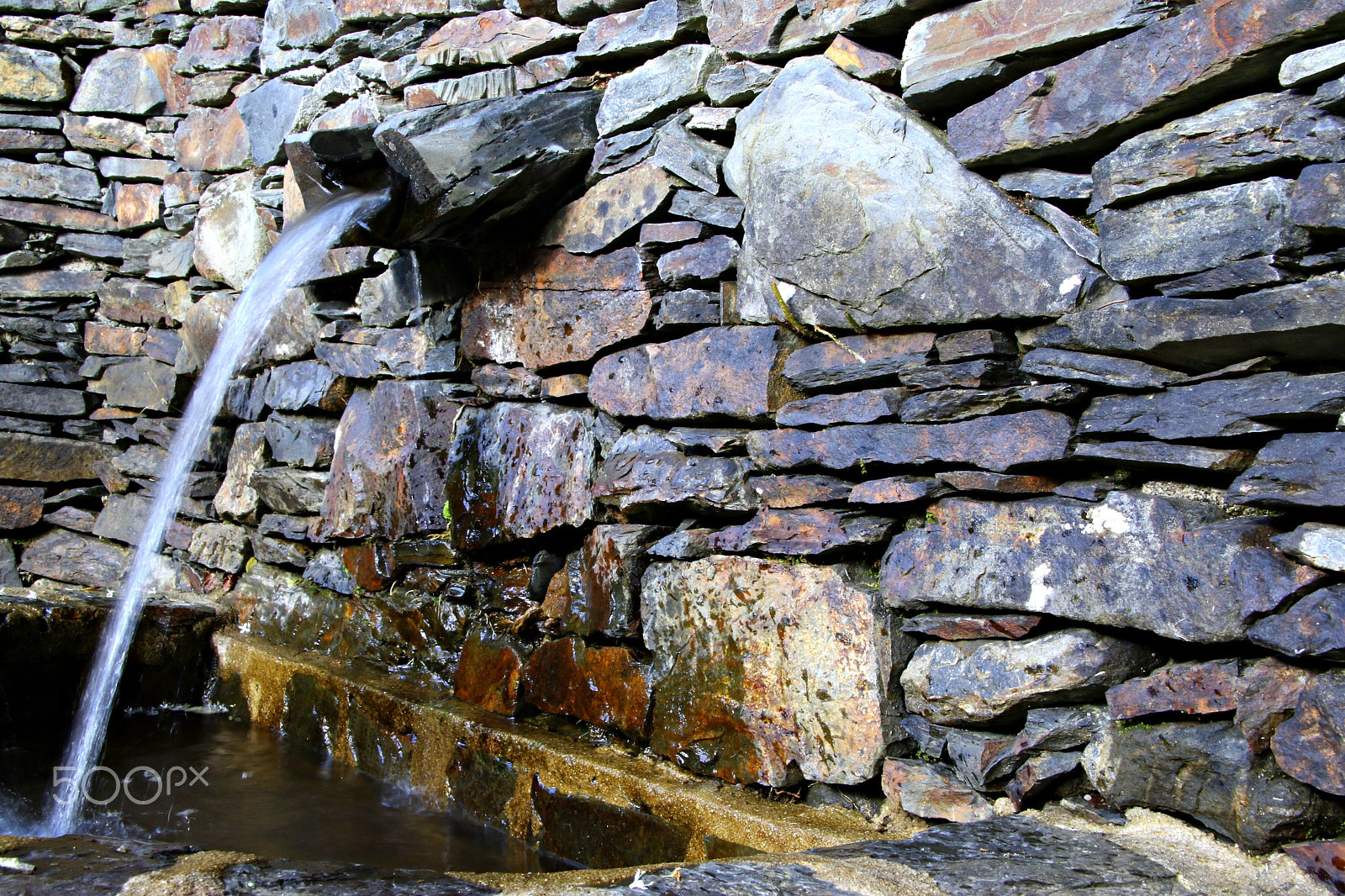 Canon TS-E 90mm F2.8 Tilt-Shift sample photo. Fountain photography