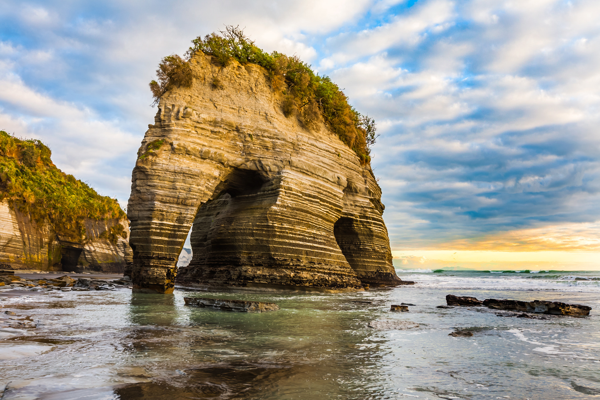 Canon EF 16-35mm F2.8L II USM sample photo. Elephant rock photography