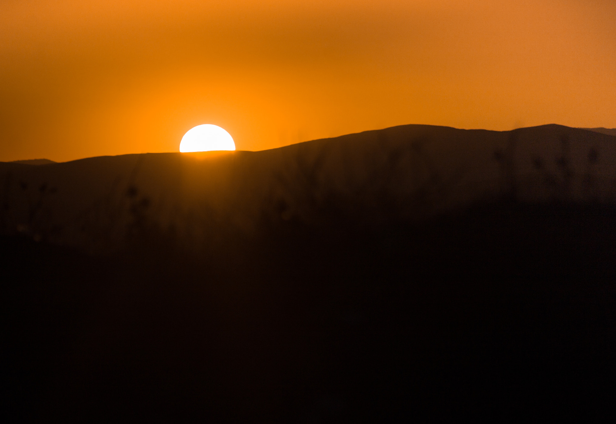 Canon EF 80-200mm F4.5-5.6 II sample photo. Coucher du solier (sur ) photography