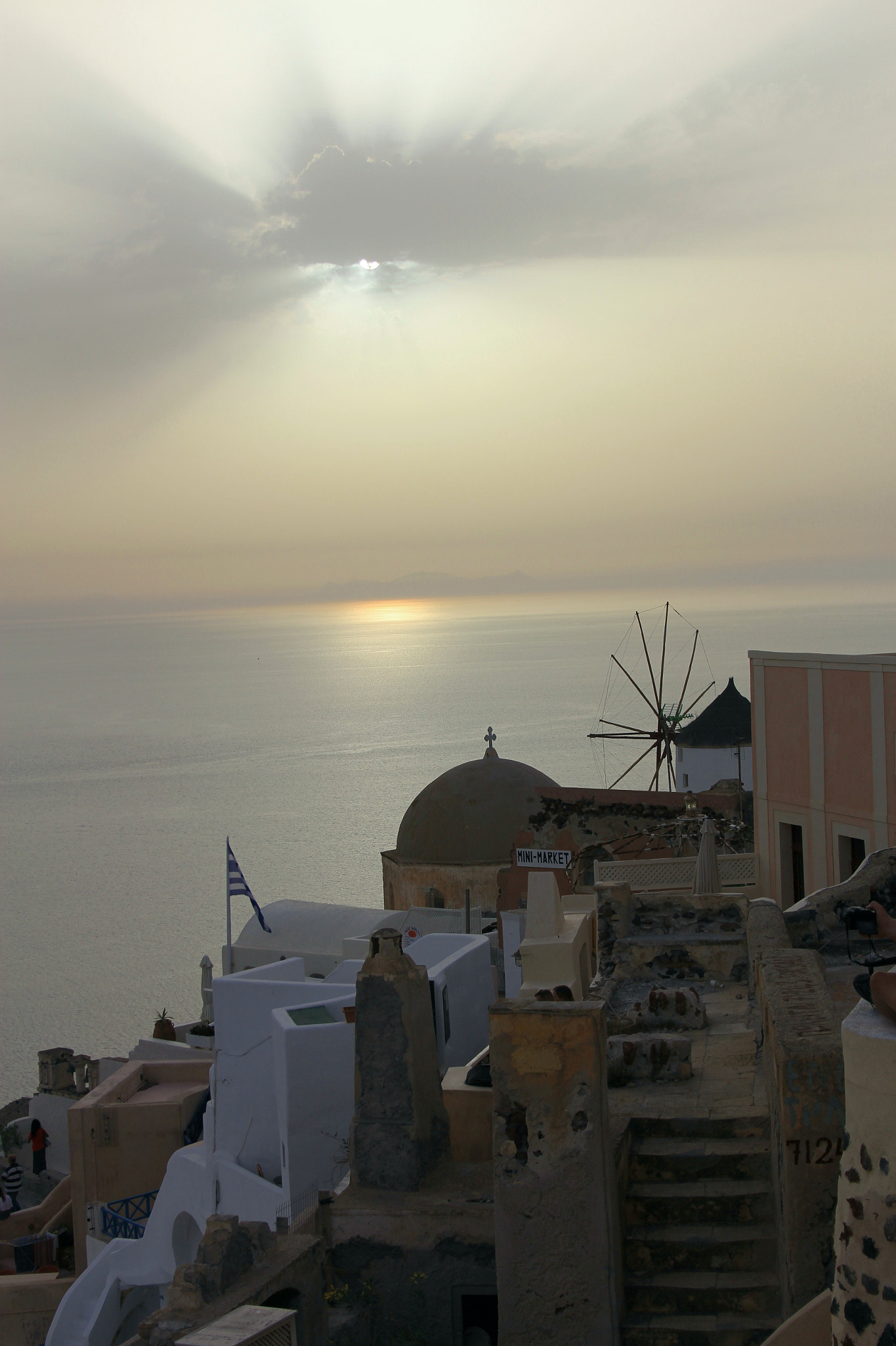 Canon EF-S 18-55mm F3.5-5.6 sample photo. Oia photography