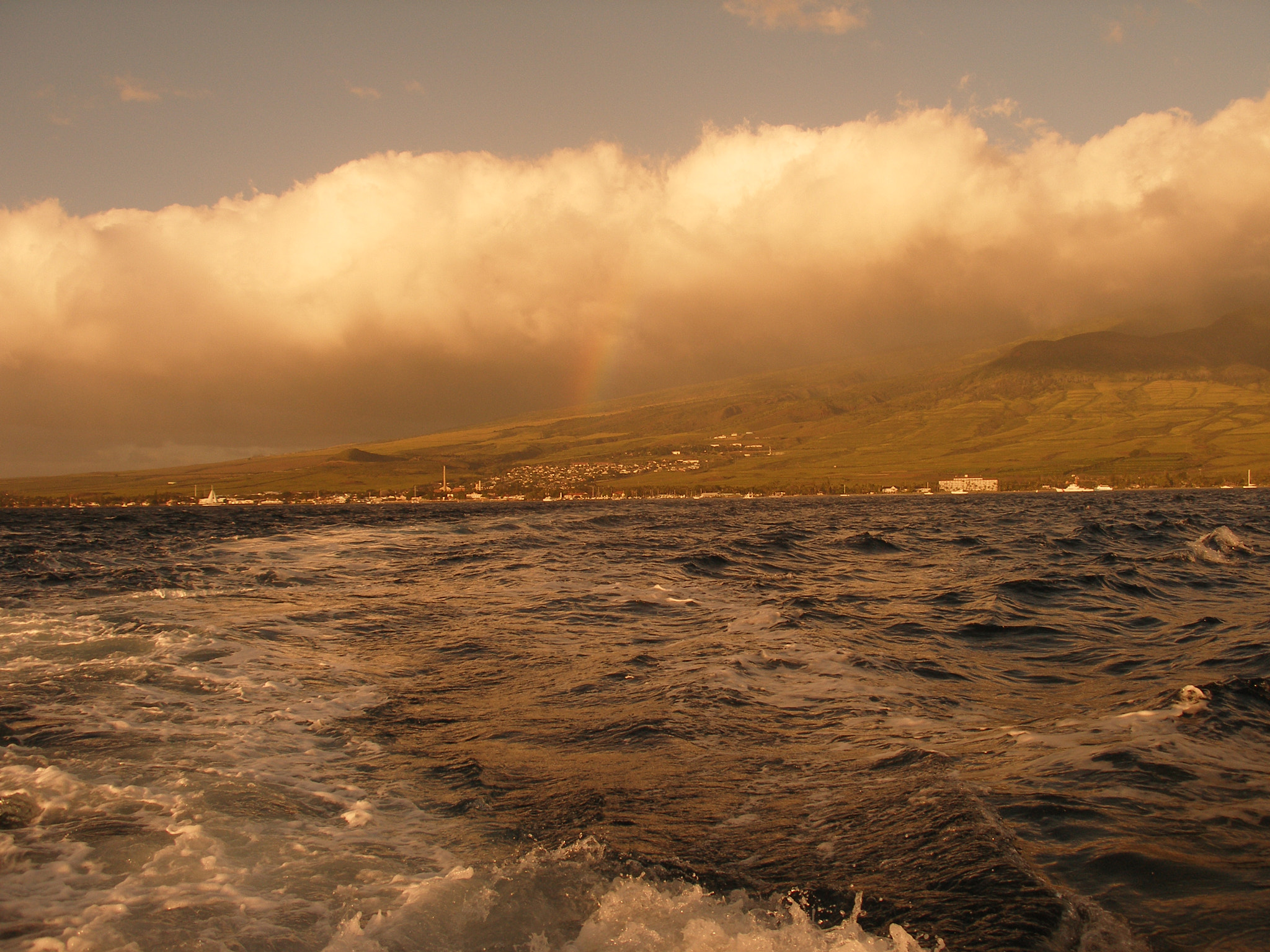 Olympus C70Z,C7000Z sample photo. Lahaina. photography