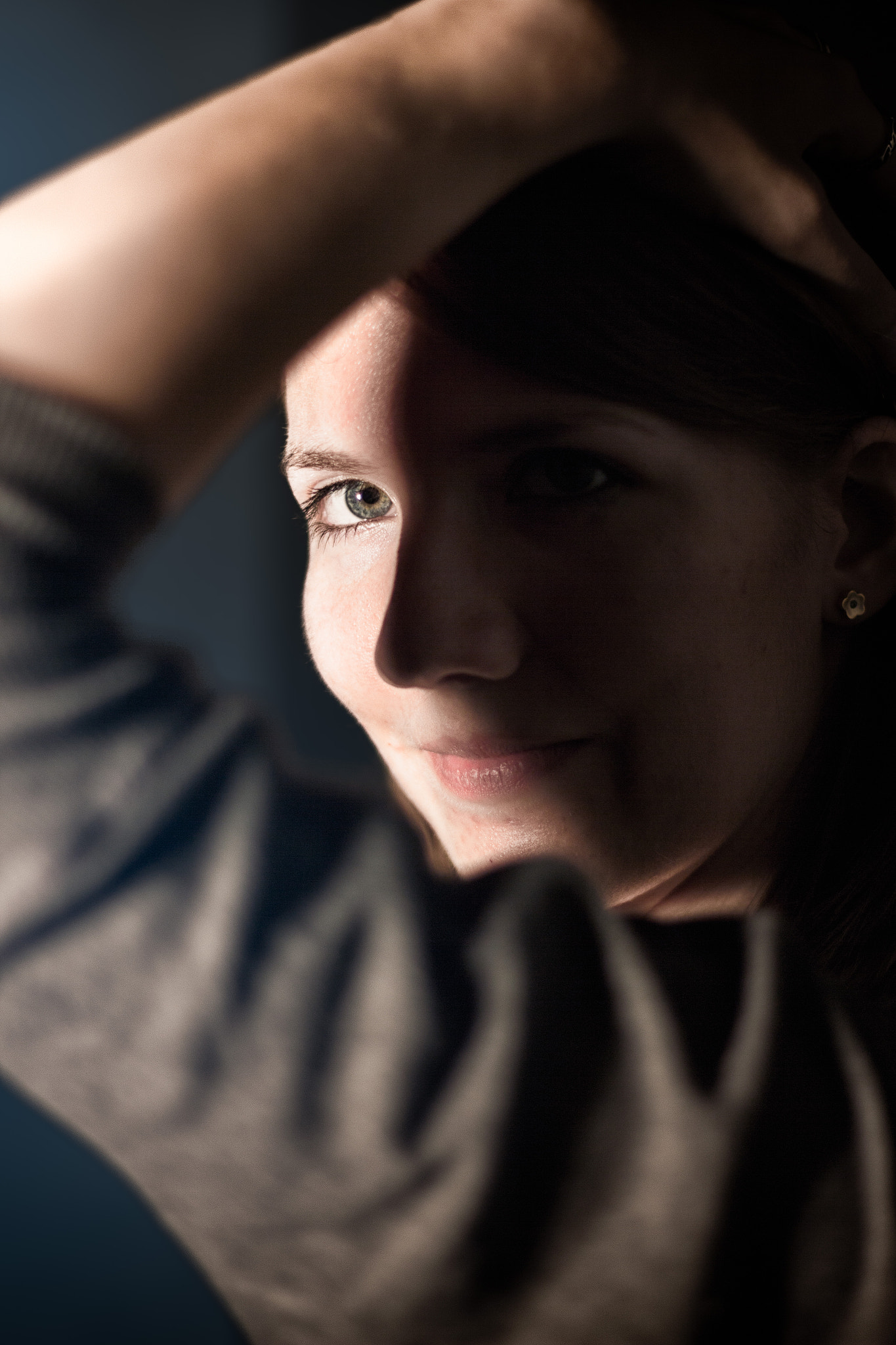 Canon EOS 60D + Canon EF 50mm F1.4 USM sample photo. Light photography