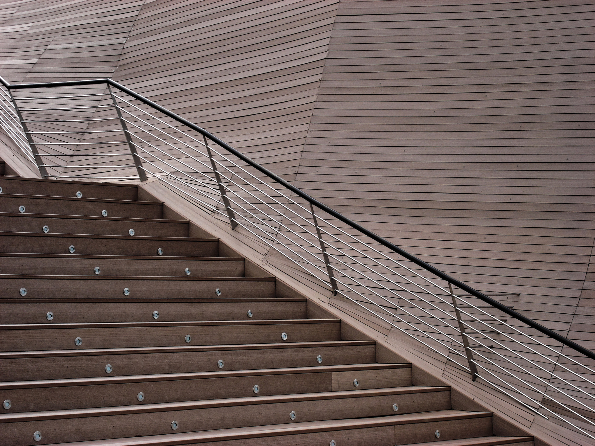 Sony DSC-N2 sample photo. The broadwalk stairs singapore photography