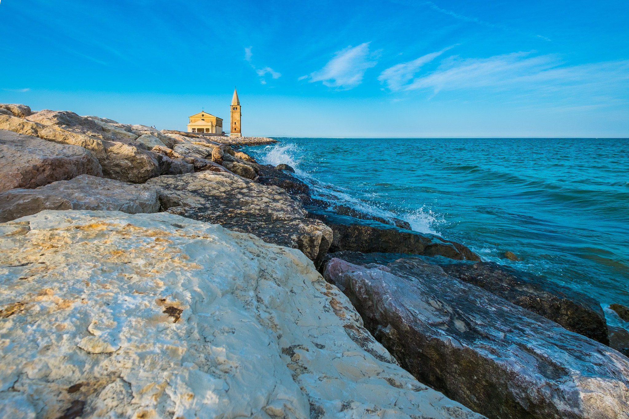 Fujifilm X-M1 + Fujifilm XF 10-24mm F4 R OIS sample photo. Caorle's church photography