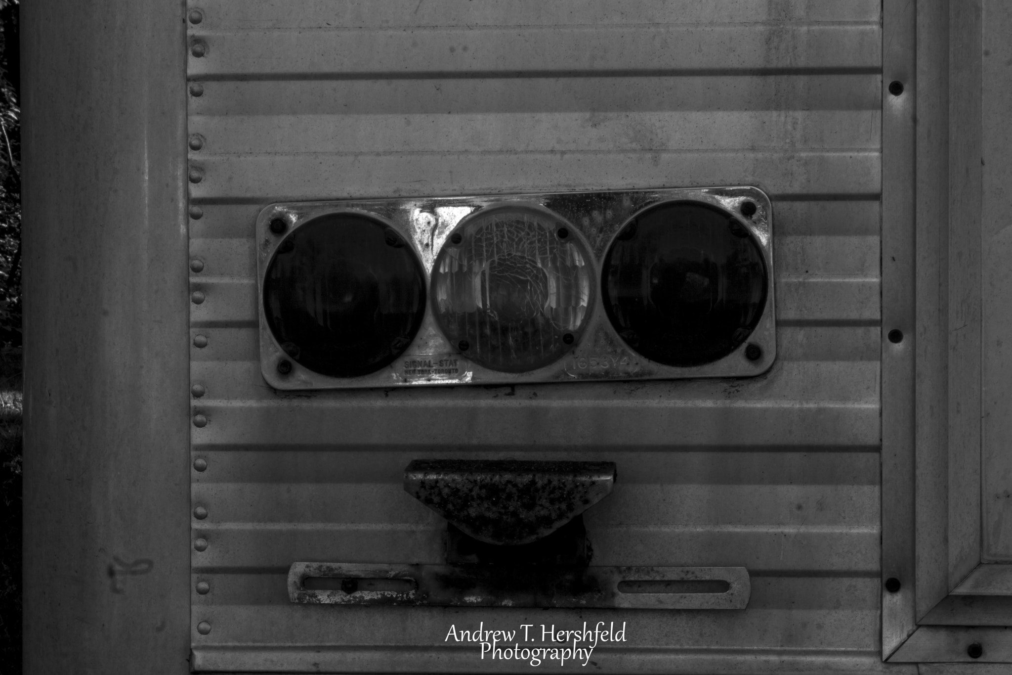 Canon EF 28-80mm f/3.5-5.6 sample photo. Taillight photography
