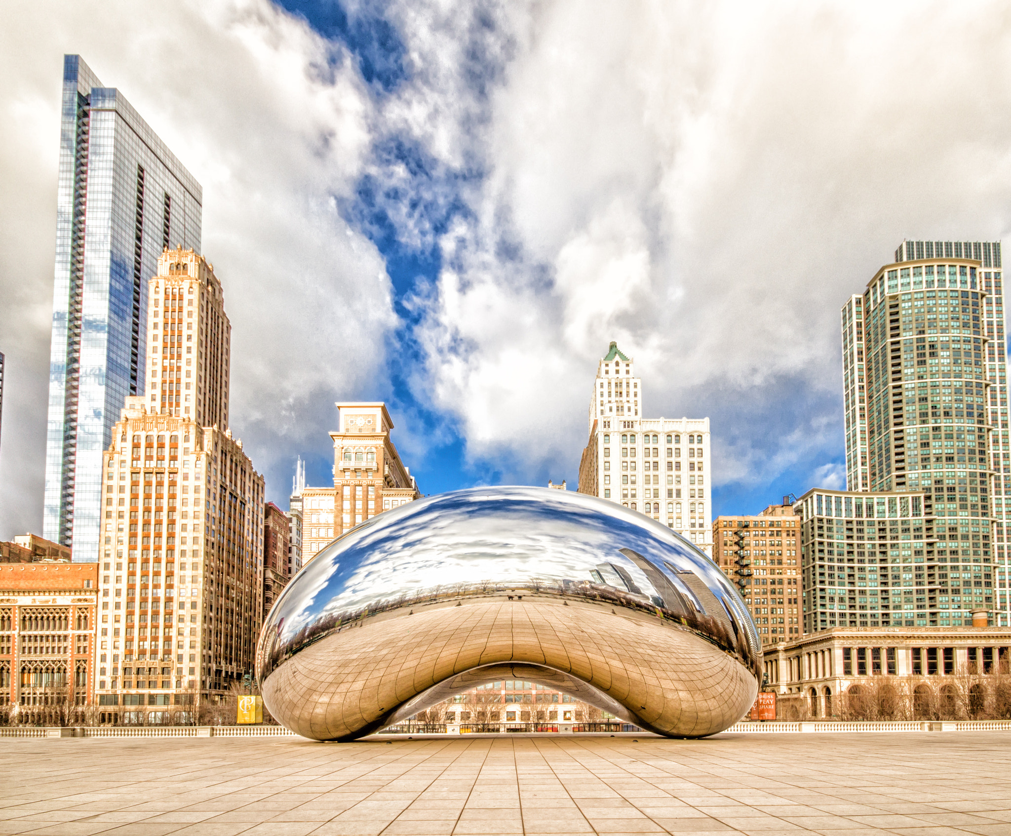 Sigma 10-20mm F4-5.6 EX DC HSM sample photo. Cloud gate at millenium park in chicago photography