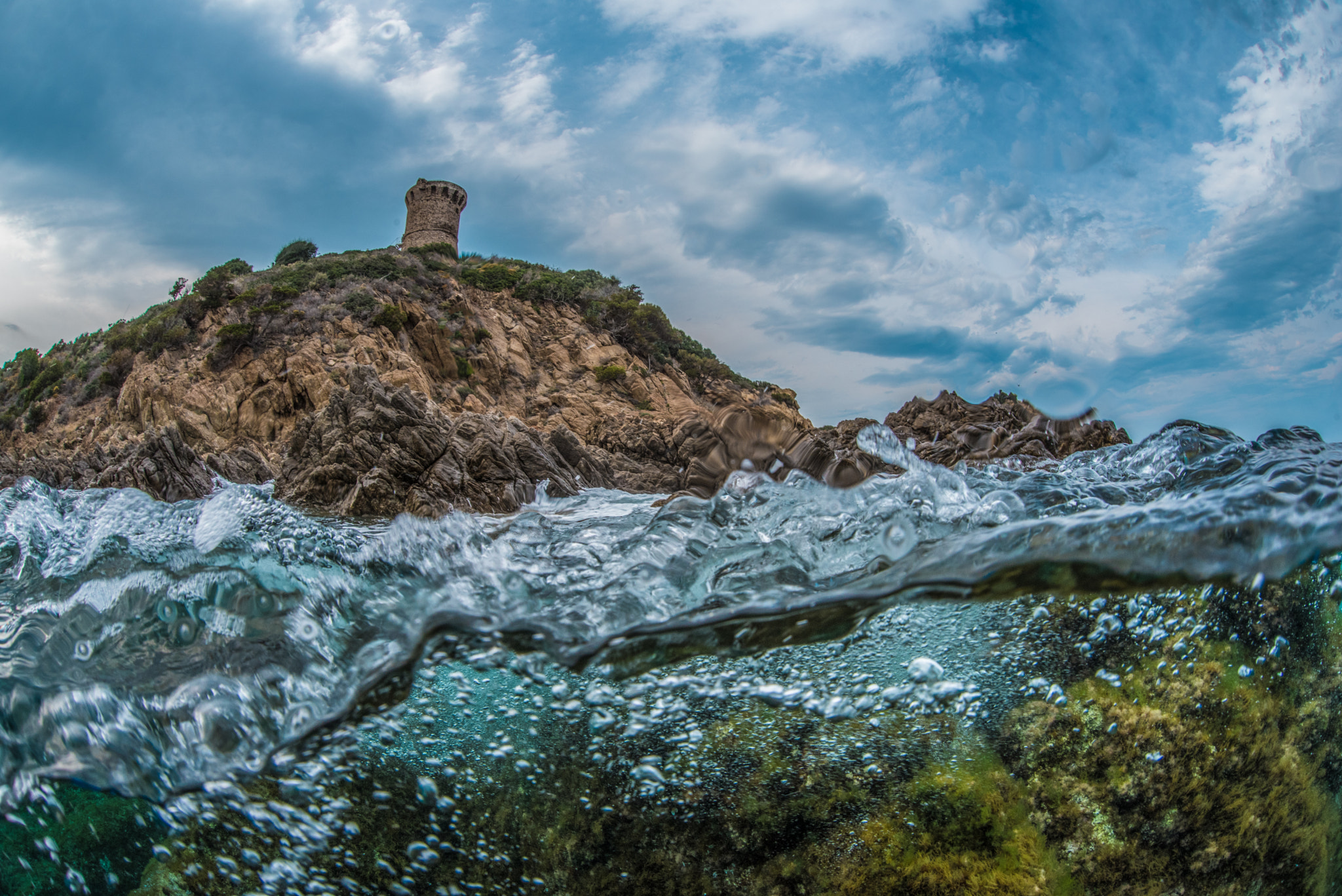 Nikon D750 + Sigma 15mm F2.8 EX DG Diagonal Fisheye sample photo. Lorsque l'eau se cristallise en roche photography