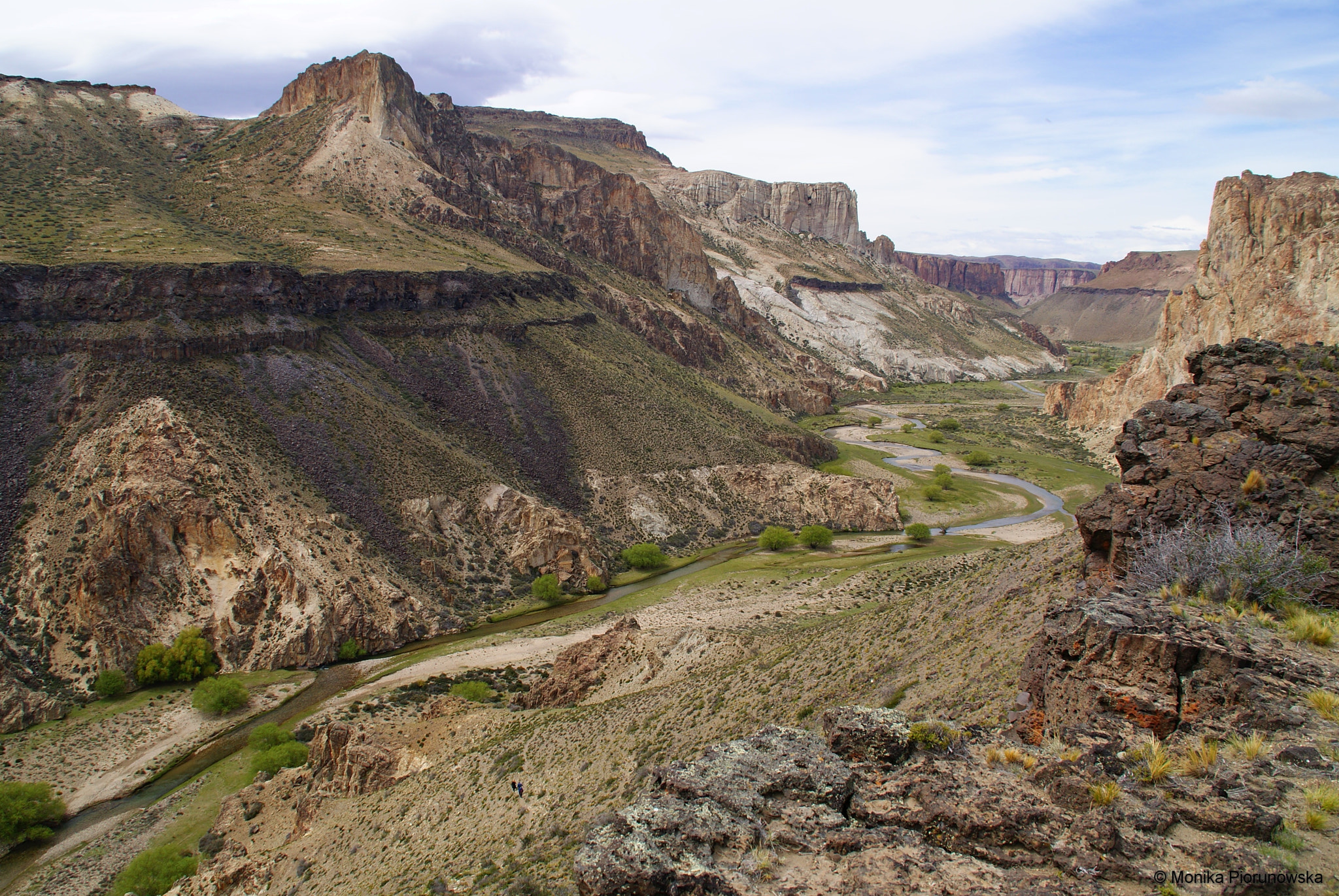Sony Alpha DSLR-A300 sample photo. Pinturas river, patagonia photography