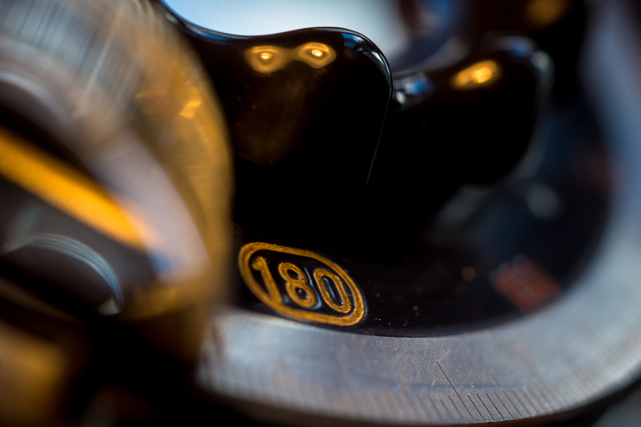 MACRO 50mm F2.8 sample photo. Dumped technology photography