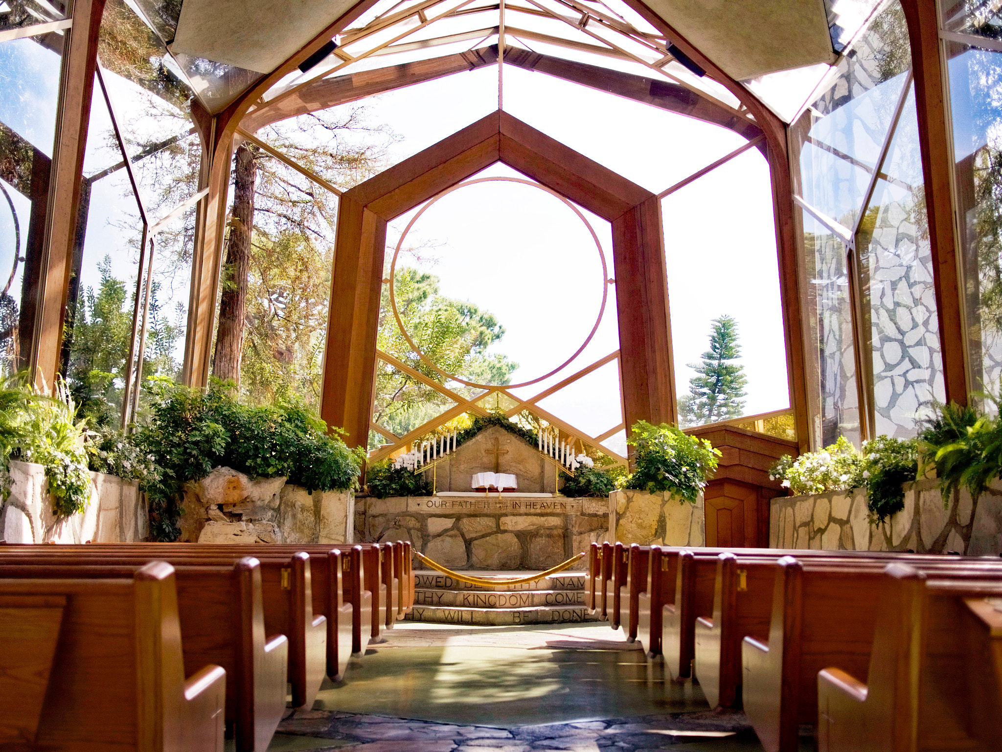 Panasonic Lumix DMC-GX8 + LUMIX G 20/F1.7 II sample photo. Glass chapel photography