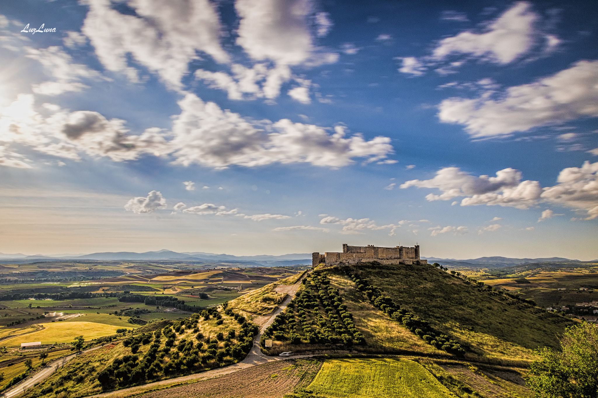Sigma 10-20mm F3.5 EX DC HSM sample photo. Castle photography