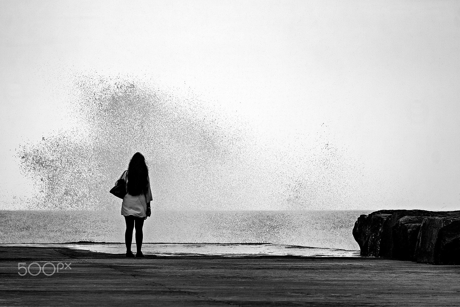 Canon EOS 500D (EOS Rebel T1i / EOS Kiss X3) sample photo. Admiring the power of the sea. photography