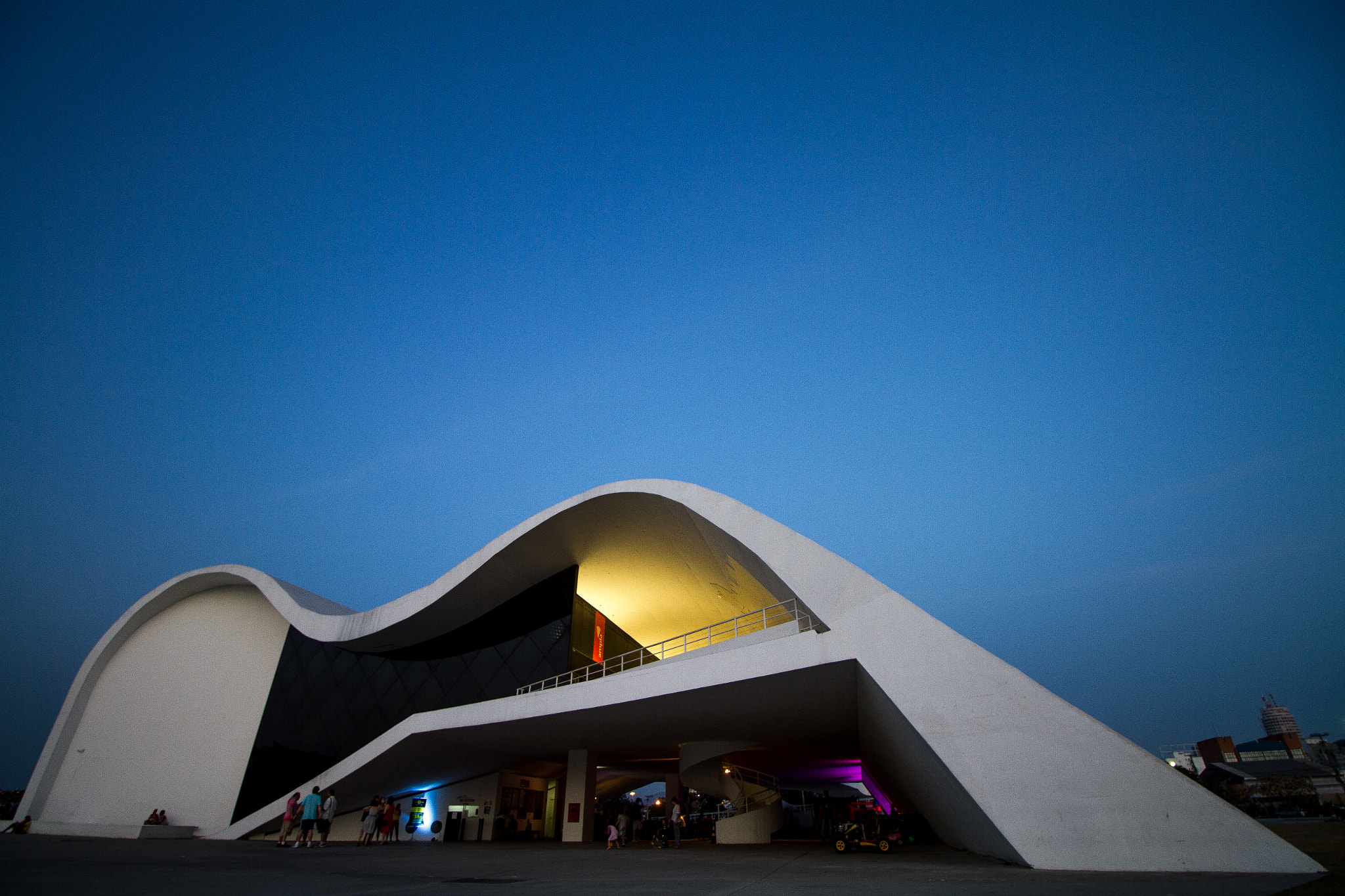 Canon EF-S 10-18mm F4.5–5.6 IS STM sample photo