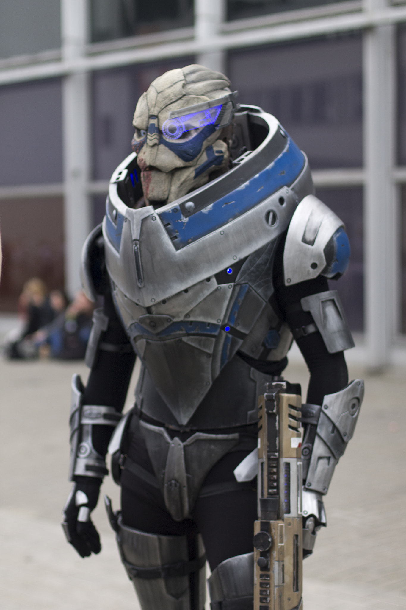 Canon EOS 1100D (EOS Rebel T3 / EOS Kiss X50) + Canon EF 50mm F1.4 USM sample photo. Garrus from mass effect cosplay photography