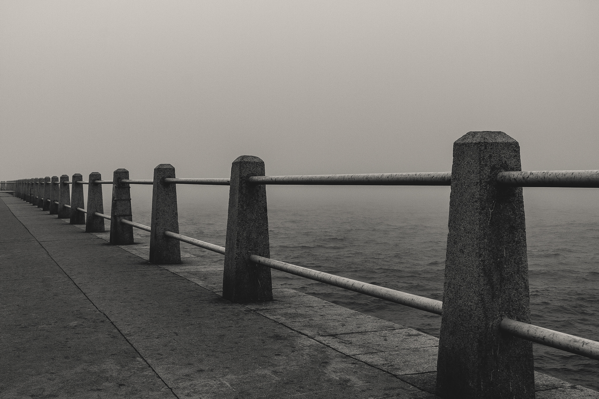 Canon EOS 40D sample photo. Guardrails photography