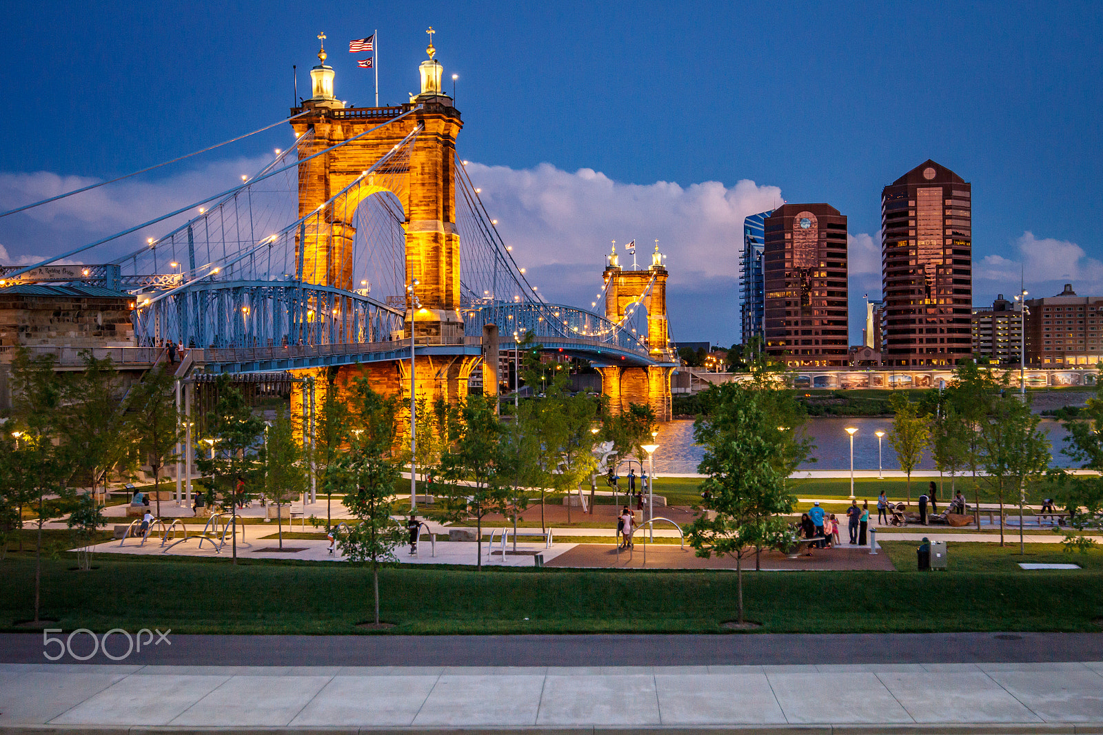 Canon EF 300mm f/2.8L sample photo. The roebling at sunset photography