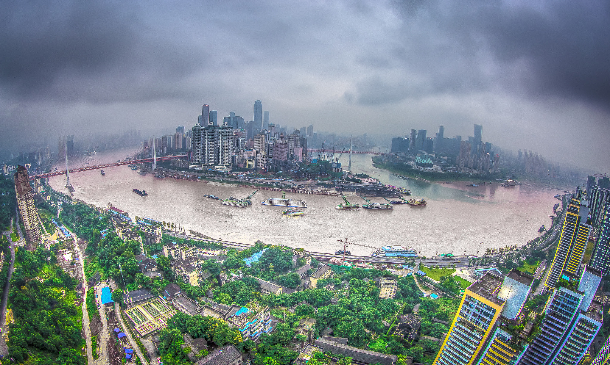 Canon EF 8-15mm F4L Fisheye USM sample photo. Rooftop sweep photography