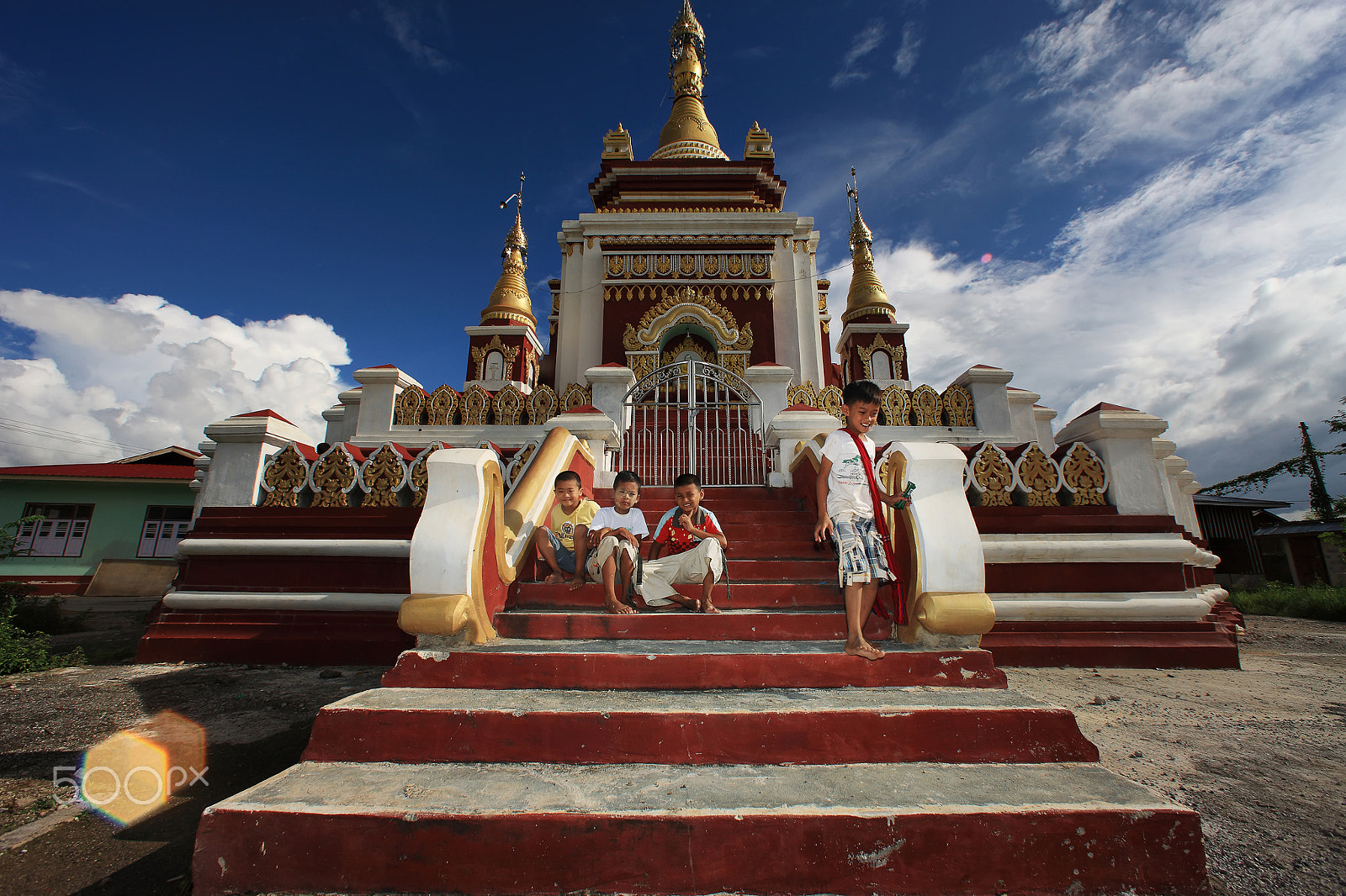 Canon EF 14mm F2.8L USM sample photo. Happy children photography