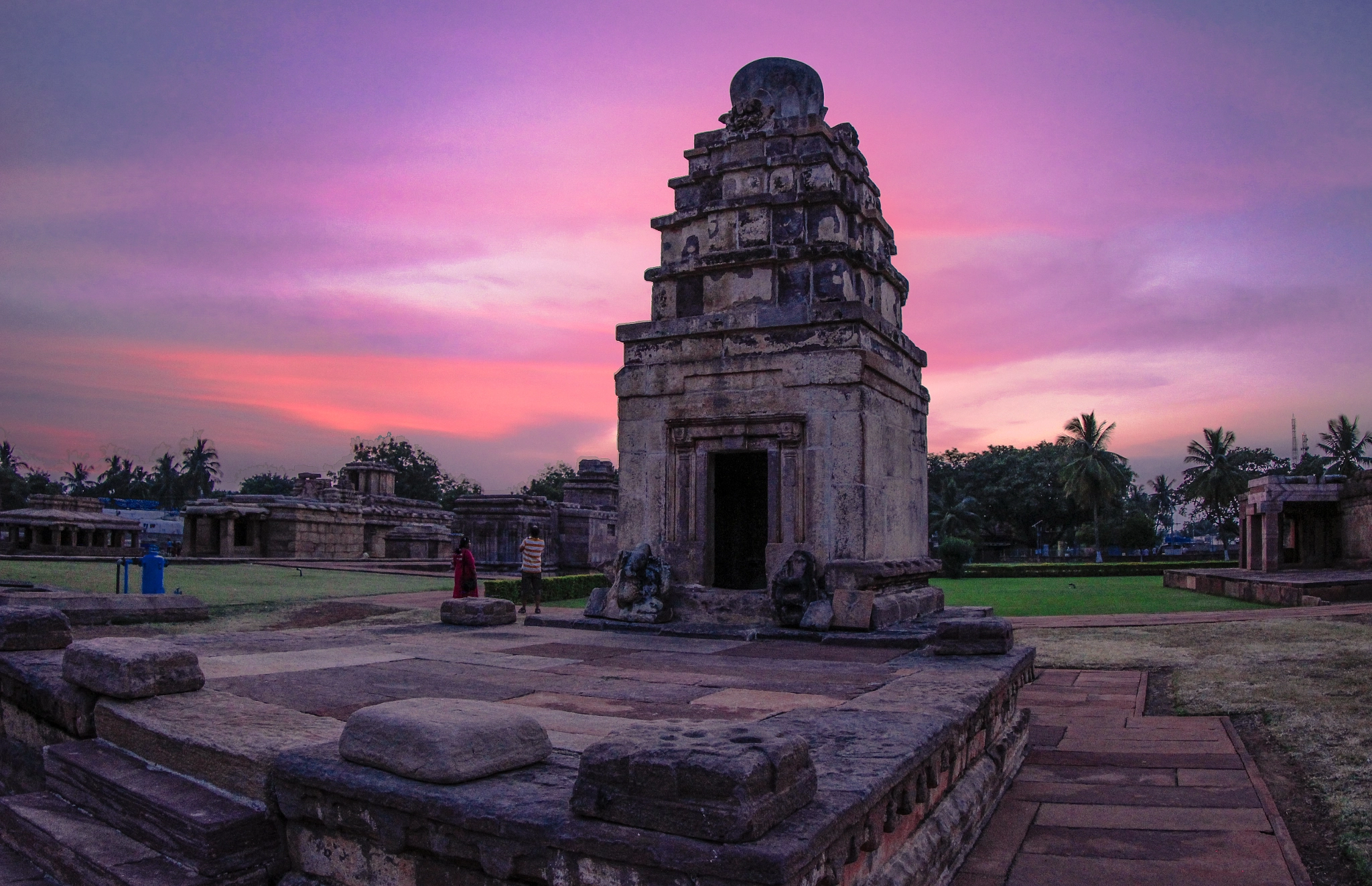 Canon EF 8-15mm F4L Fisheye USM sample photo. Aihole, karnataka, india photography
