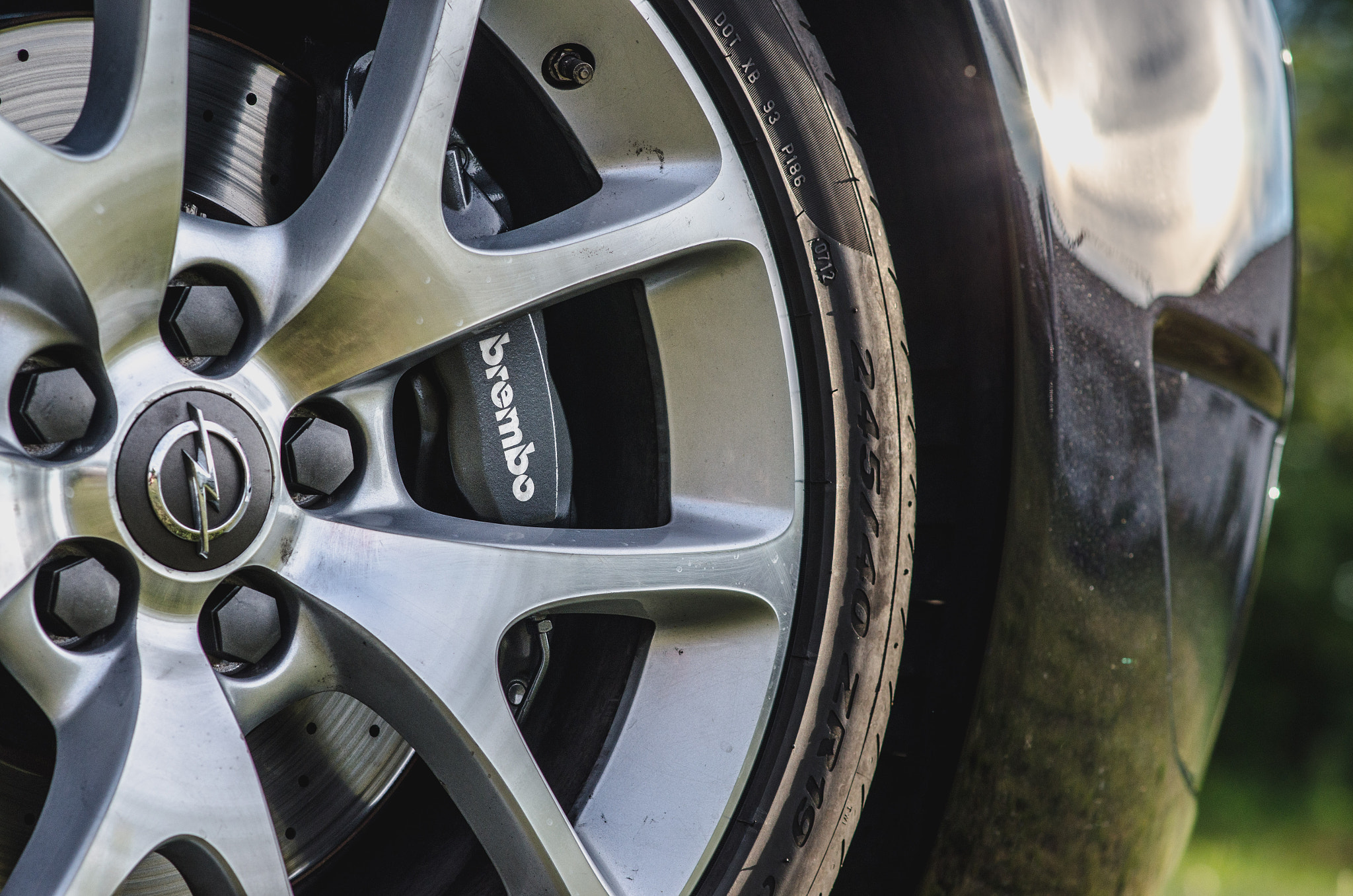 Nikon D7000 + Sigma 85mm F1.4 EX DG HSM sample photo. Brembo brakes photography