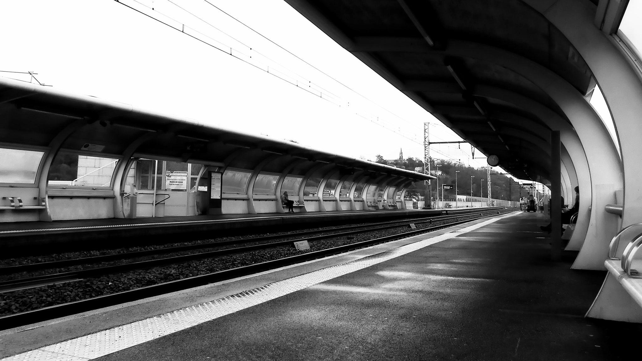 Pentax X90 sample photo. Cenon (gironde-france) - gare modale photography