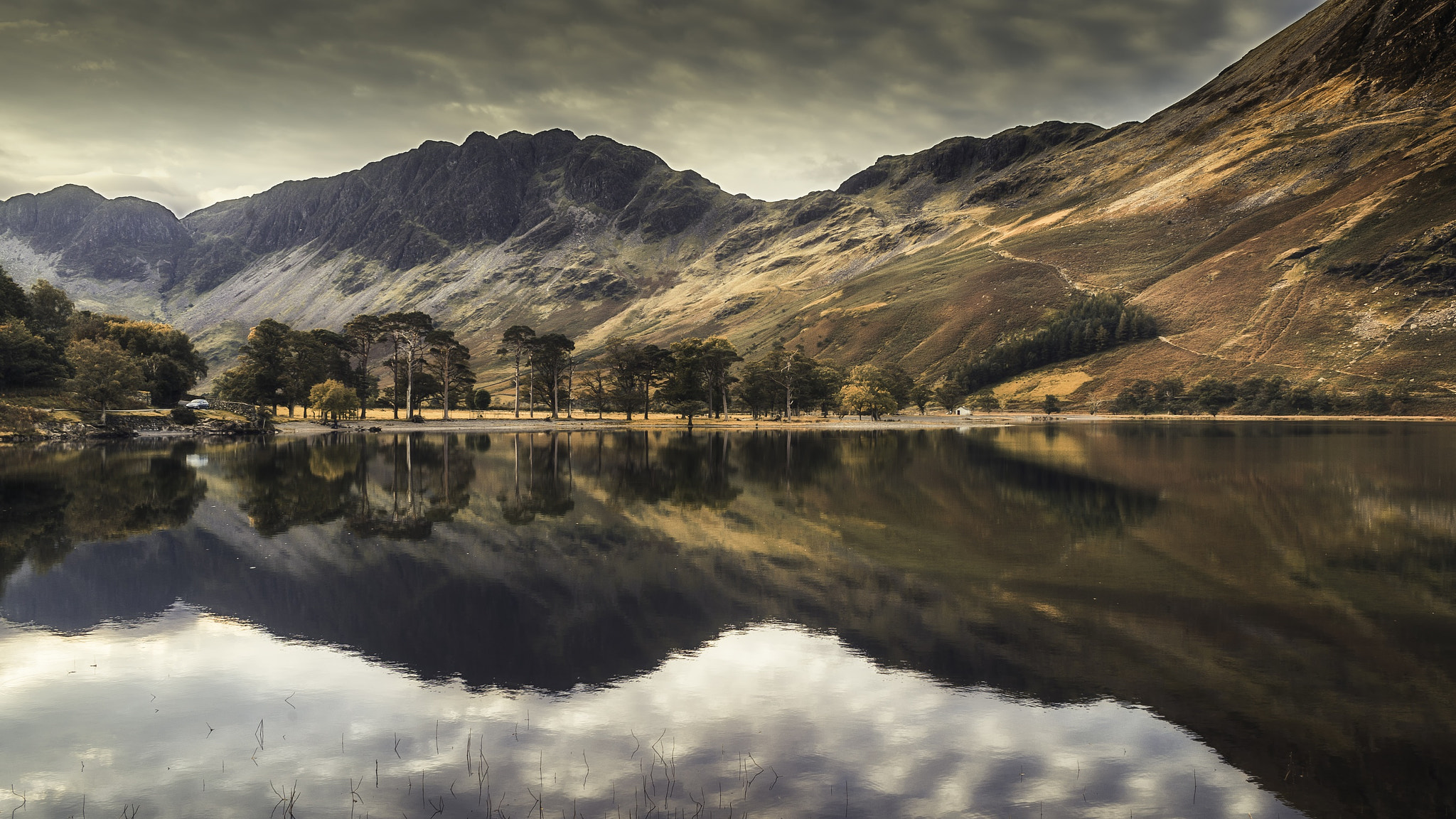 Nikon AF-S Nikkor 28-70mm F2.8 ED-IF sample photo. Buttermere photography