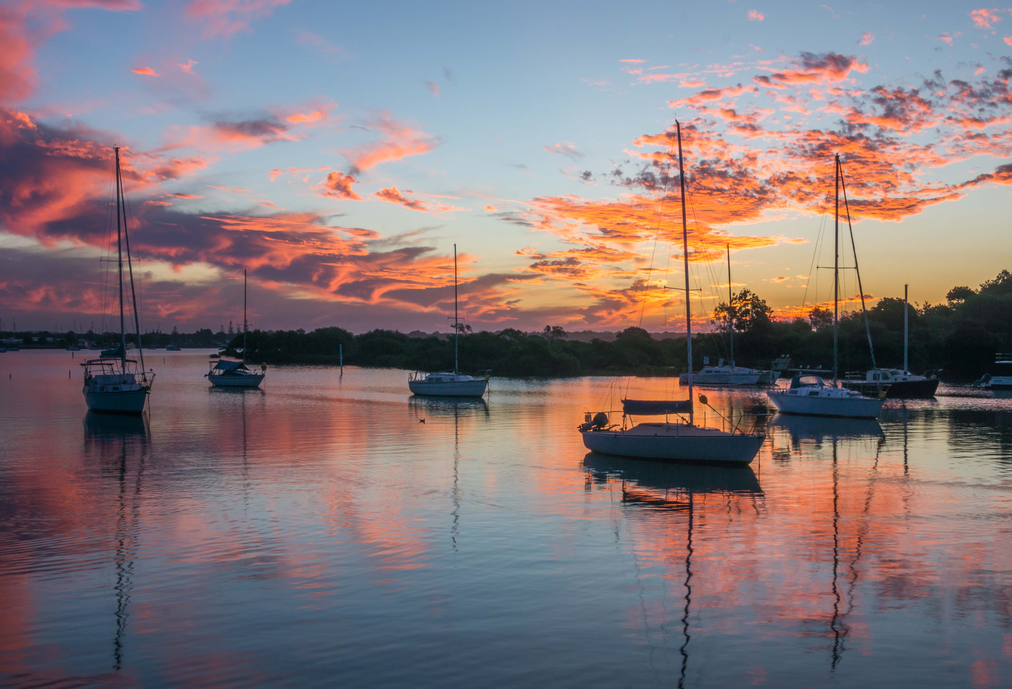 Sony SLT-A77 + Minolta AF 28-75mm F2.8 (D) sample photo. Yamba boat harbour nsw australia photography