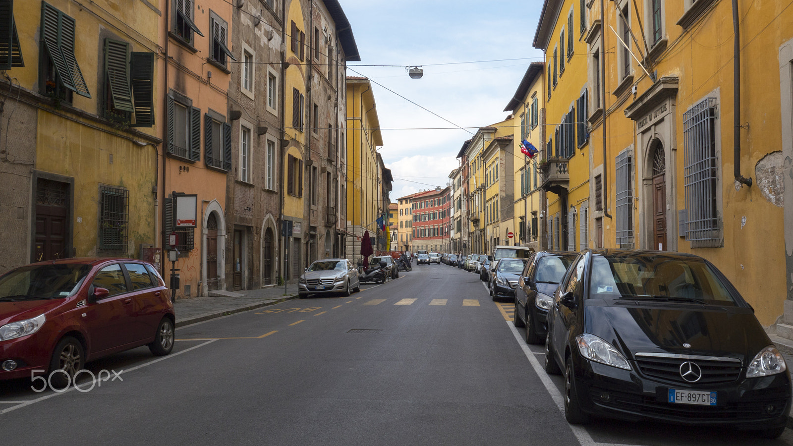 Panasonic Lumix DMC-GH4 sample photo. Pisa city, italy. view of old streets and various buildings photography