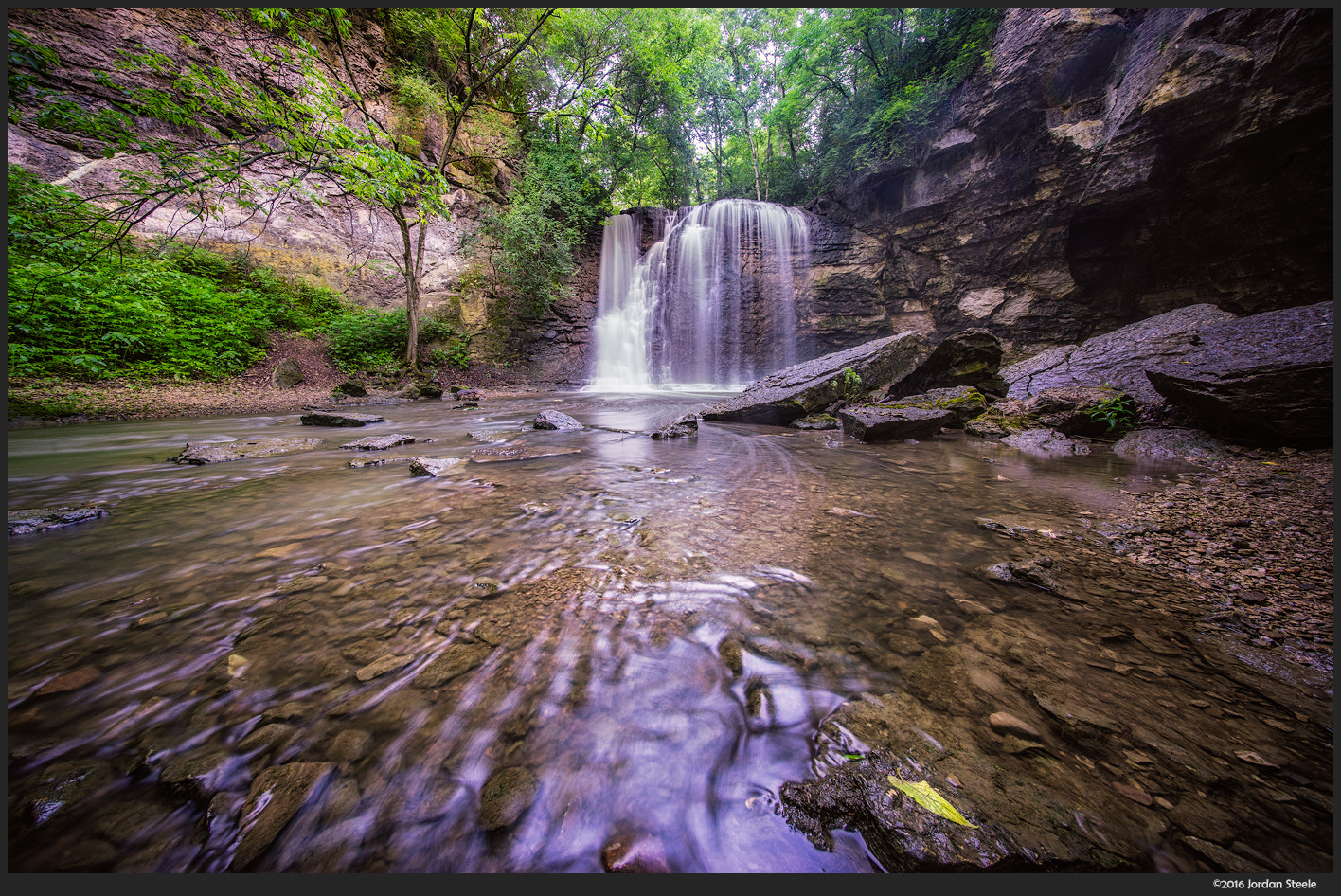Sony a7 II + Voigtlander HELIAR-HYPER WIDE 10mm F5.6 sample photo. Leading to the falls photography