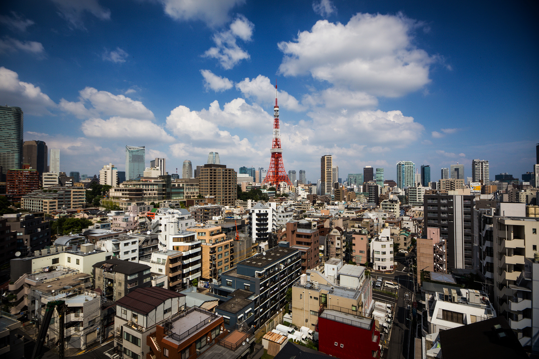 Canon EOS 6D + Sigma 10-20mm F4-5.6 EX DC HSM sample photo. Tokyo tower photography