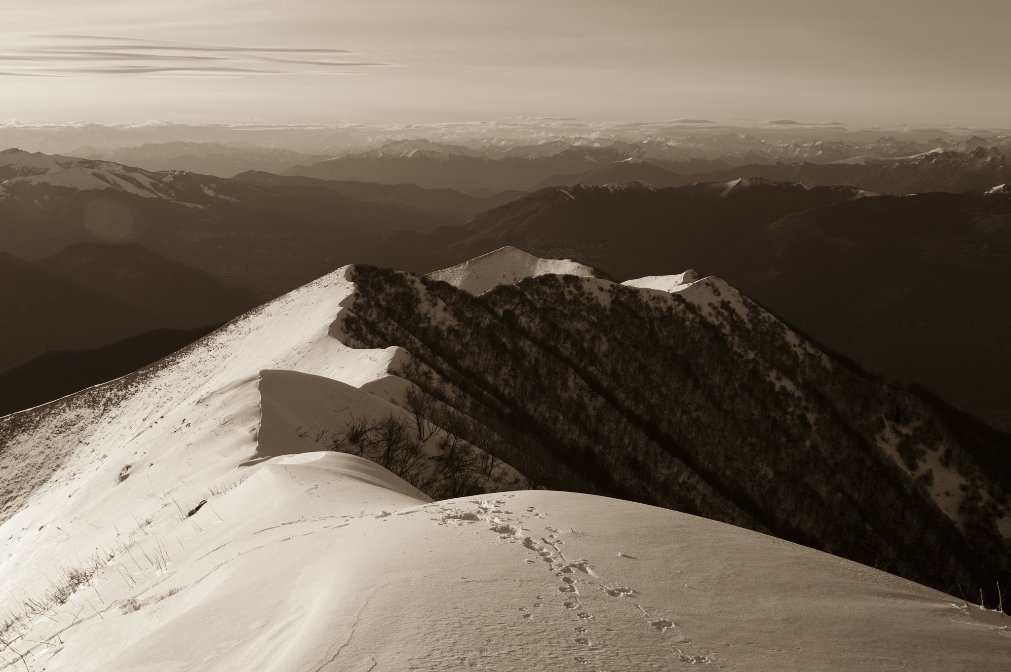 Tamron SP 24-70mm F2.8 Di VC USD sample photo. Alps and mountains photography