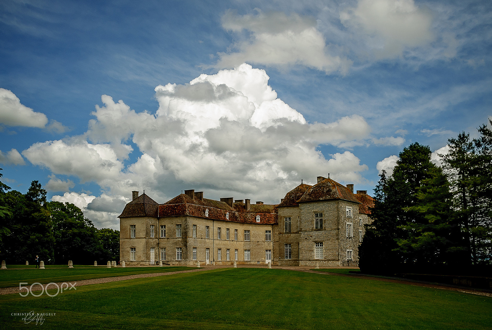Sigma 18-200mm F3.5-6.3 DC OS HSM sample photo. Chateau de ray / saône photography