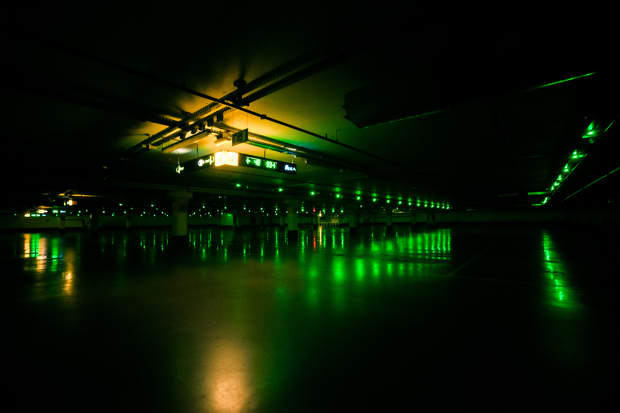 Sigma 15-30mm f/3.5-4.5 EX DG Aspherical sample photo. Color photography