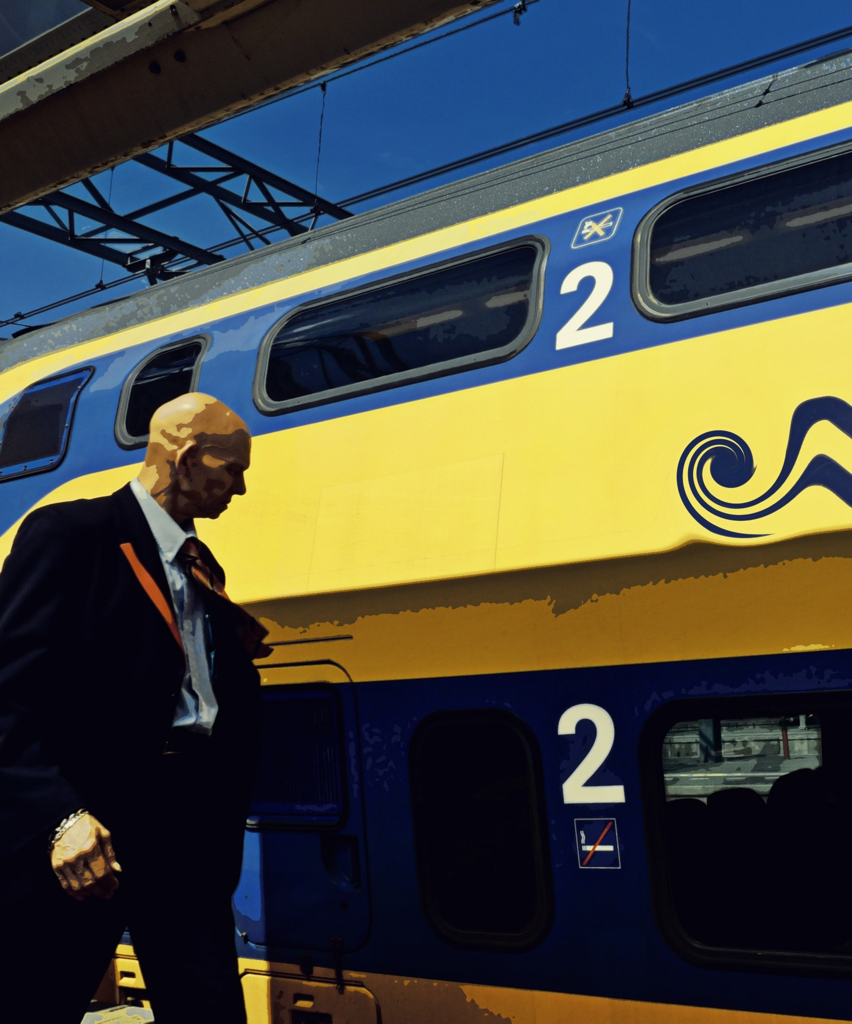 Panasonic Lumix DMC-ZS5 (Lumix DMC-TZ8) sample photo. Yellow, blue and two 2. amsterdam. photography