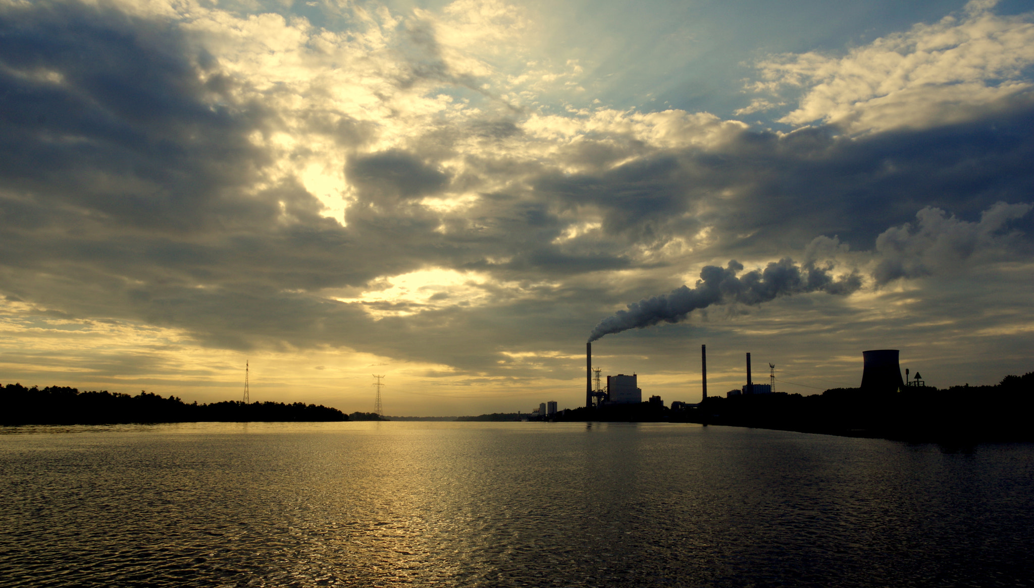 Pentax smc DA 17-70mm F4.0 AL (IF) SDM sample photo. Amercentrale geertruidenberg photography