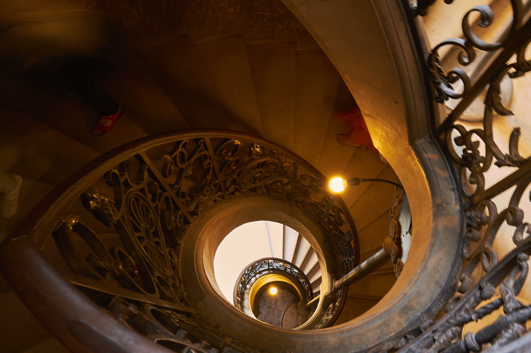 Canon EOS 7D + Canon EF 16-35mm F4L IS USM sample photo. Spiral staircase photography