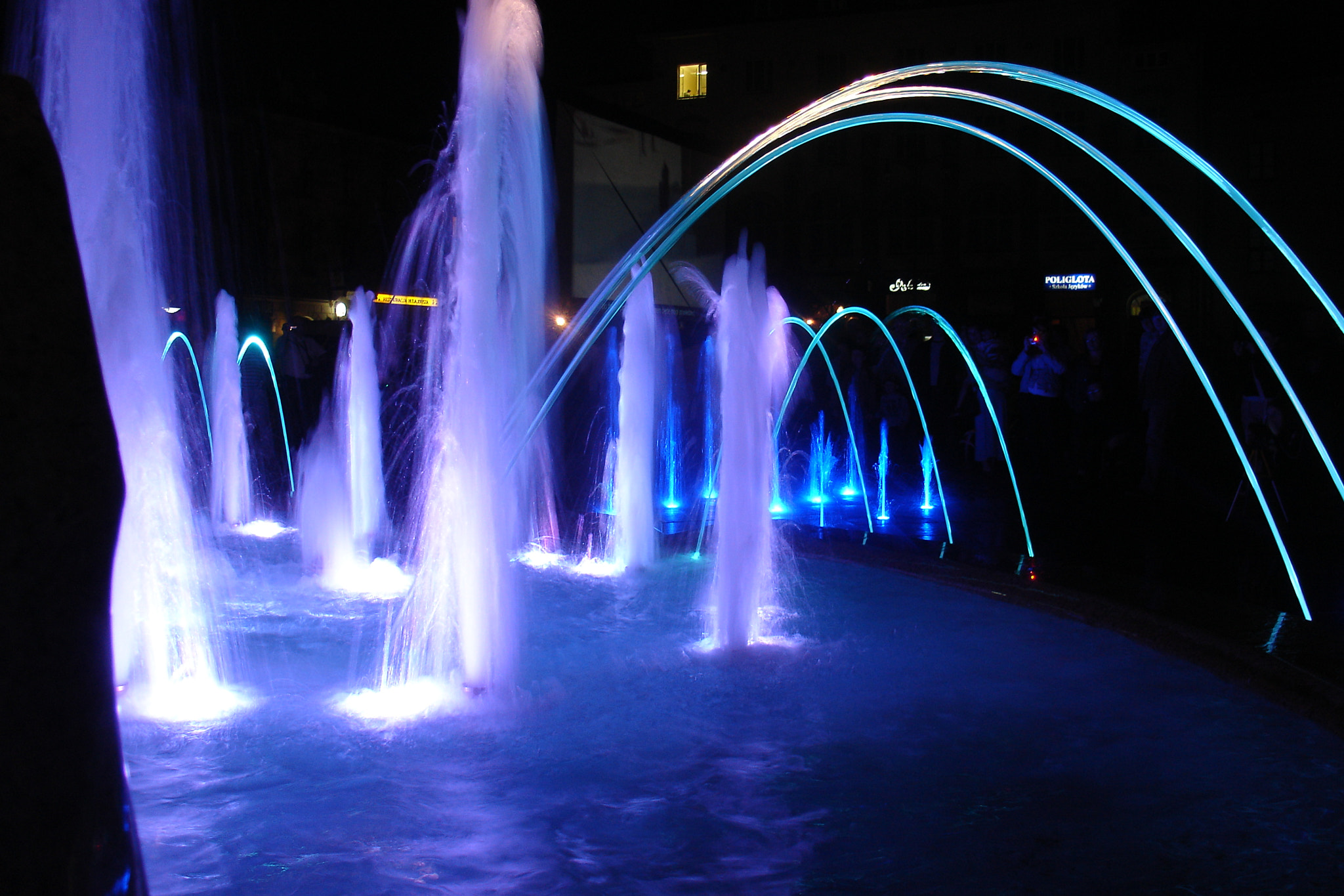 Sony DSC-V3 sample photo. Lights photography