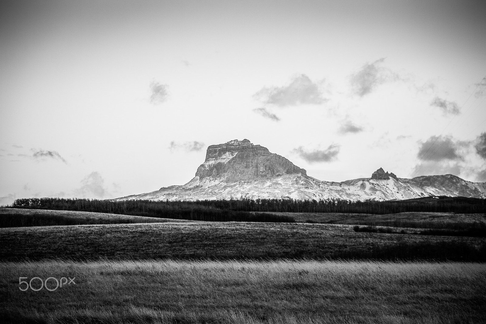 Canon EOS 450D (EOS Rebel XSi / EOS Kiss X2) sample photo. Old chief mountain photography