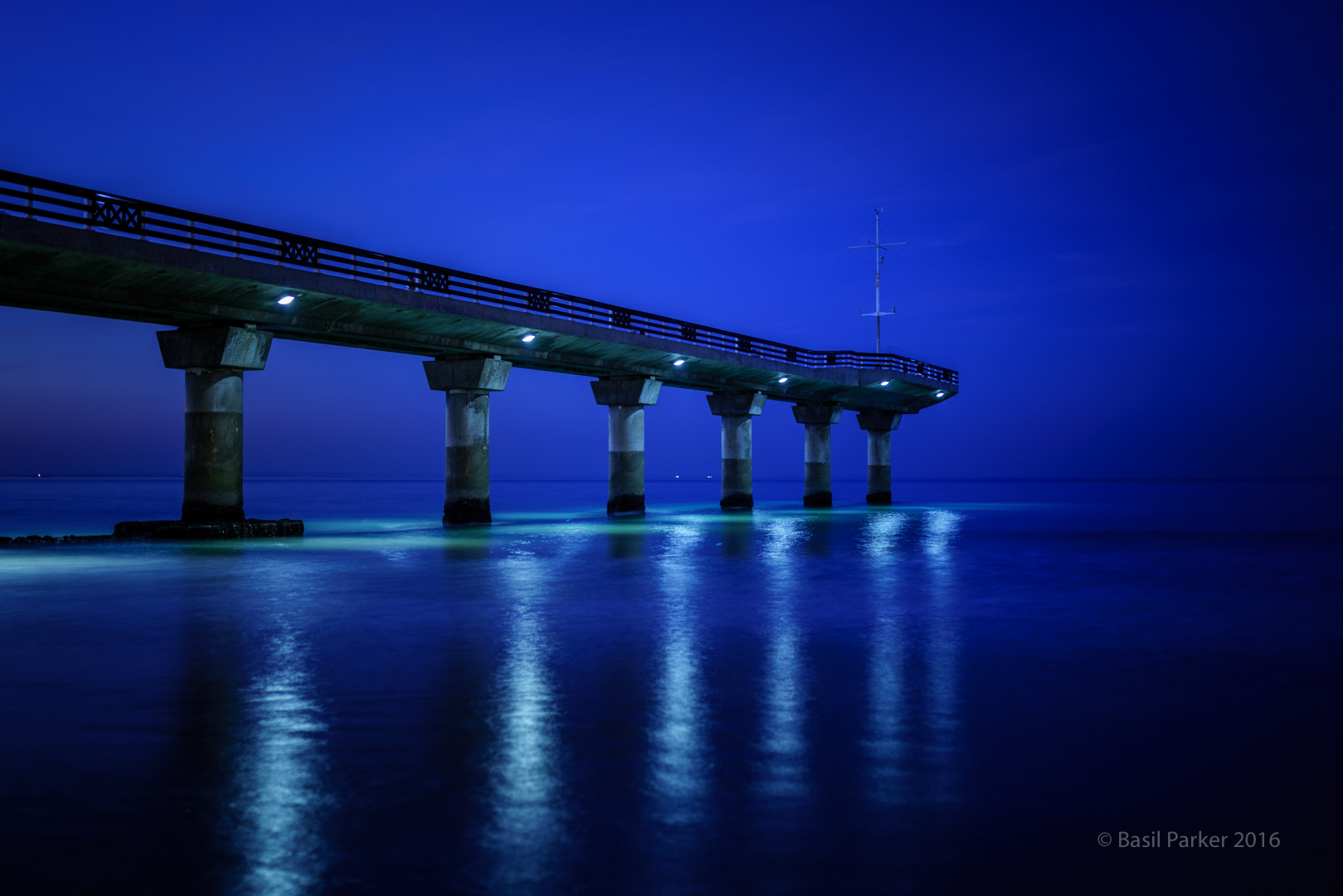 Sony a7R II + Sigma 35mm F1.4 DG HSM Art sample photo. Shark rock photography